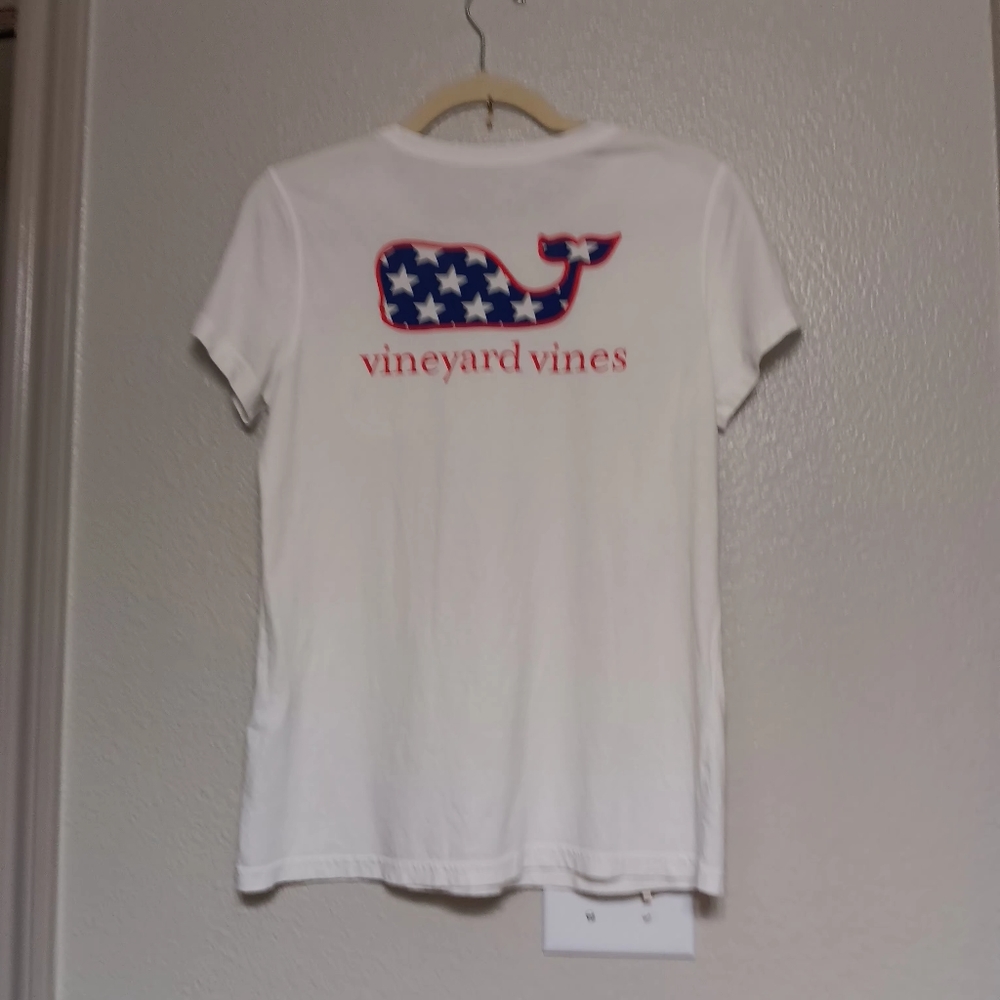 VINEYARD VINES classic white cotton whale logo graphic pocket tee, S